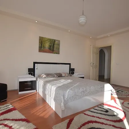 Bektas 4 Ultra Luks Villa *